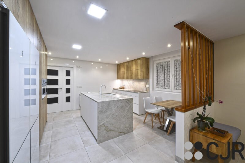 reformas cocina marmol